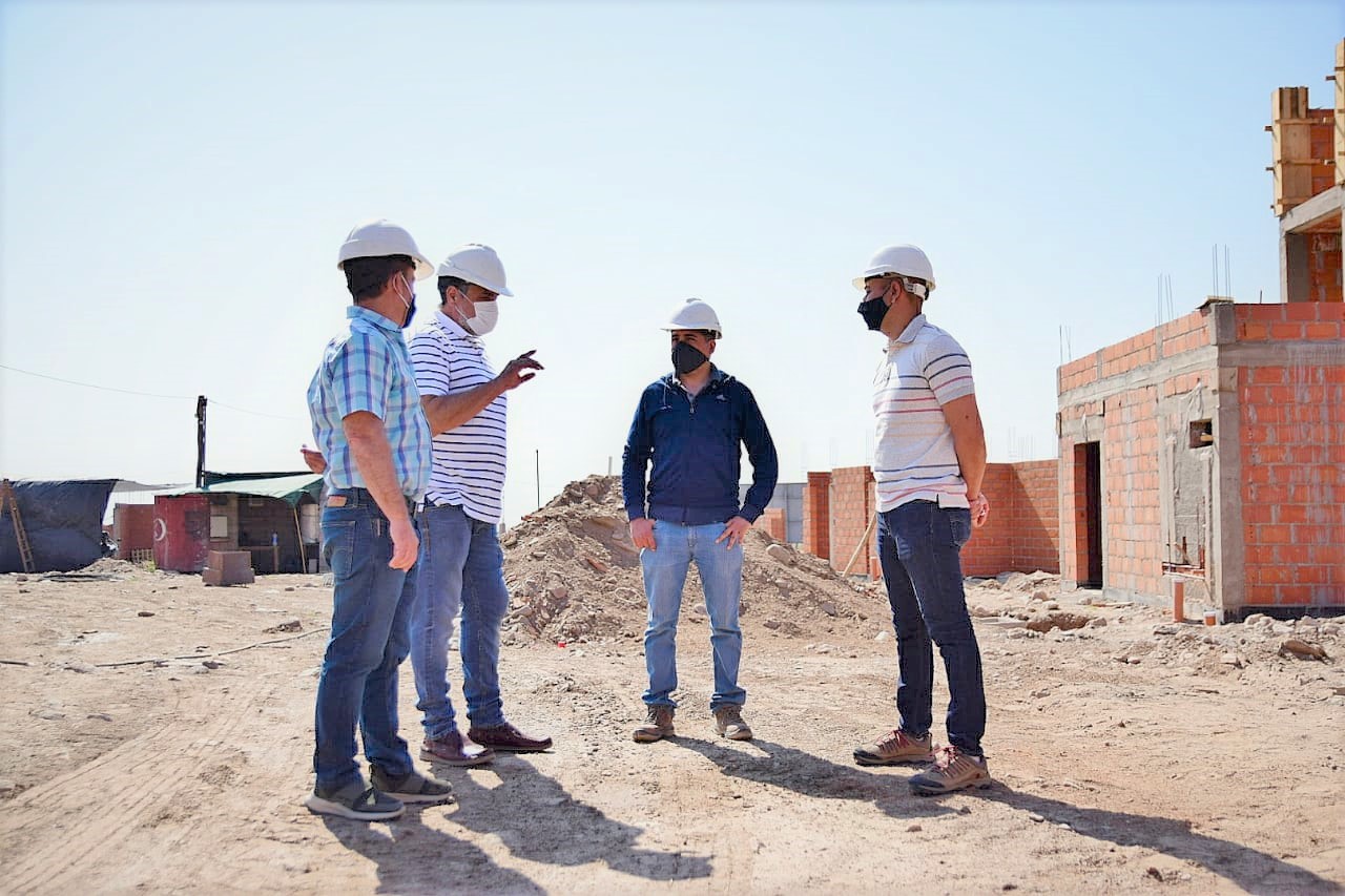 La Provincia avanza en la reactivación de obras de vivienda en toda la provincia